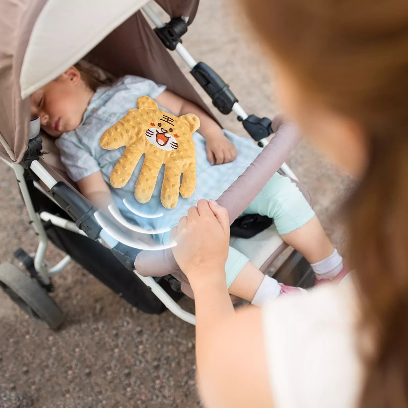 SleepyTime Baby Soother Hand